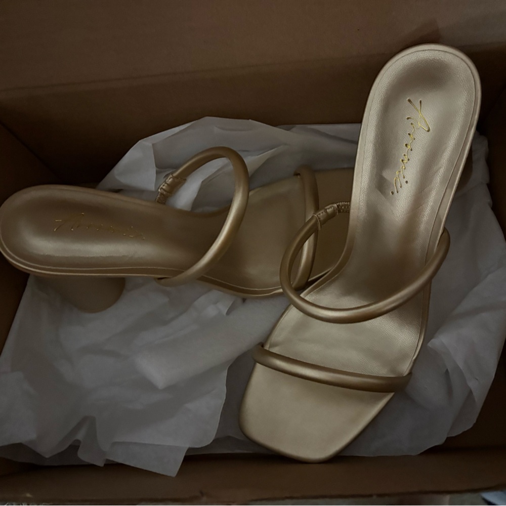 Gold strappy heels, brand new, never worn